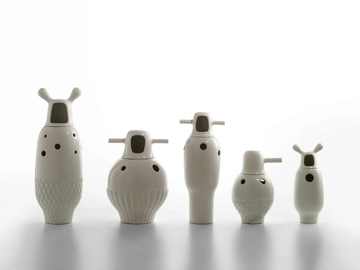 SHOWTIME WHITE - Porcelain vase by BD Barcelona Design - view 2